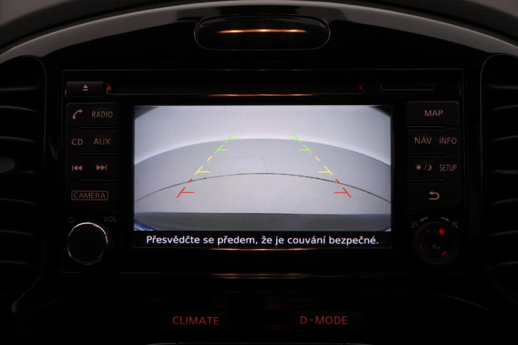 Nissan Juke 1,6 i N-Connecta 86kW CZ 1.Maj