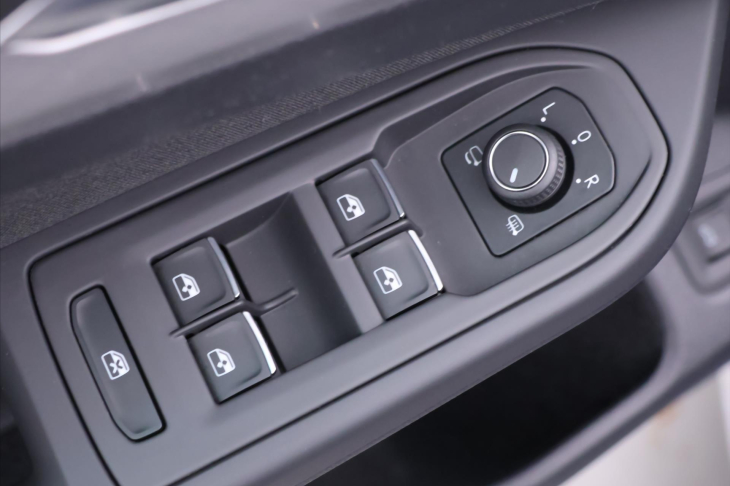 Volkswagen Golf 2,0  TDI BMT 4 motion