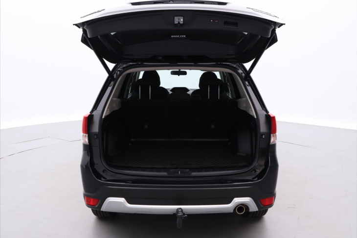 Subaru Forester 2,0 e-Boxer 110kW Comfort CZ