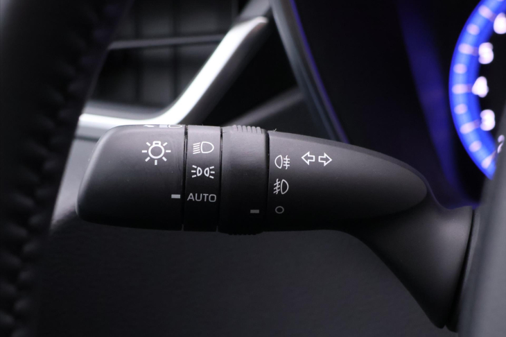 Toyota Corolla 1,6 i 97 kW CZ 45'521 Km