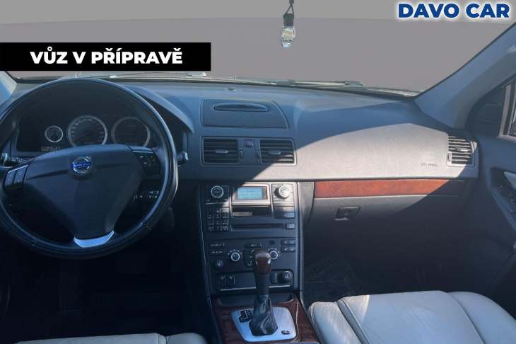 Volvo XC90 2,4 D5 147kW AWD Summum Auto