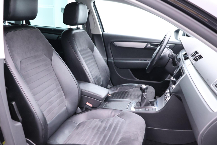 Volkswagen Passat 1,4 TSI 90kW Highline 1.Maj.