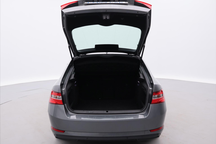 Škoda Superb 2,0 TDI 110kW Ambition CZ DPH