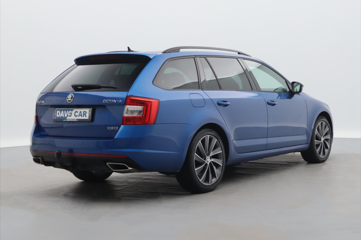 Škoda Octavia 2,0 TDI 135kW DSG RS Webasto