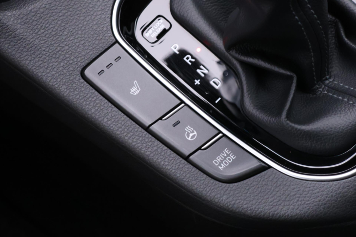 Hyundai i30 1,0 T-GDI Automat CZ Smart DPH