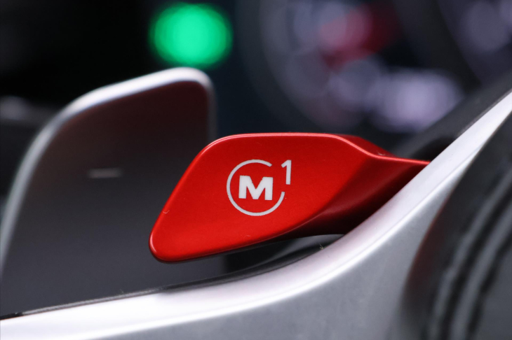 BMW M5 4,4 V8 441kW xDrive Individual DPH CZ