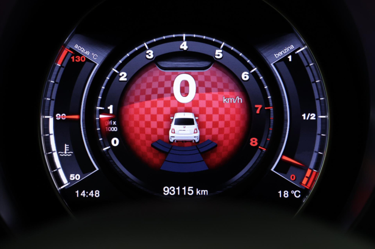 Abarth 500 1,4 T 132kW 595 Competizione