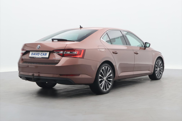 Škoda Superb 2,0 TDI 140kW L&K 4x4 CZ