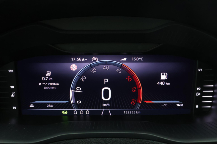 Škoda Karoq 2,0 TDI DSG Sportline 4x4 DPH