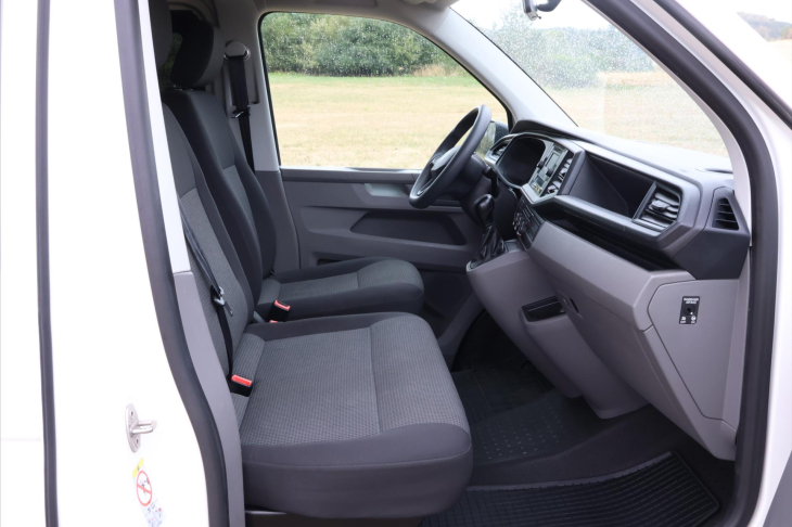 Volkswagen Transporter 2,0 TDI 110kW DSG 9-Míst CZ DPH