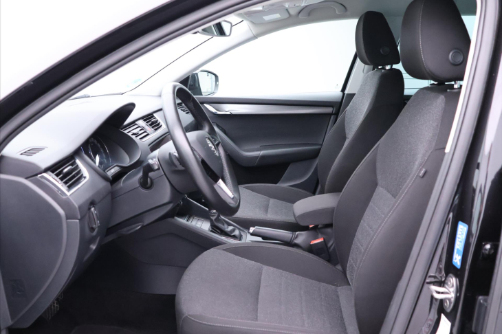 Škoda Octavia 2,0 TDI 110KW DSG Soleil