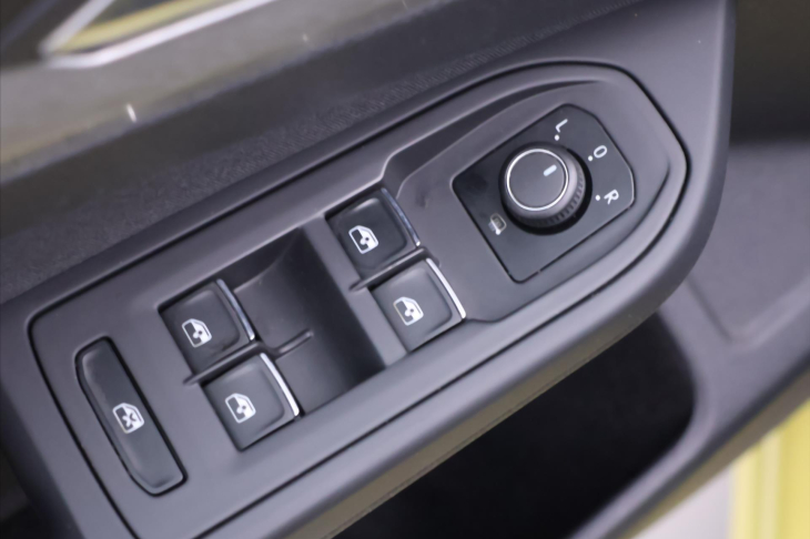 Volkswagen Golf Variant 1,5 TSI 110kW CZ LED 1.Maj