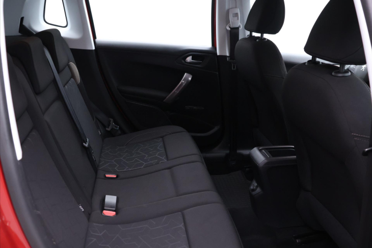 Peugeot 2008 1,2 PureTech 60kW CZ Tempo