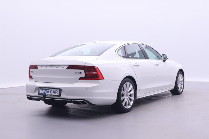 Volvo S90 2,0 D5 177kw AWD Momentum CZ DPH
