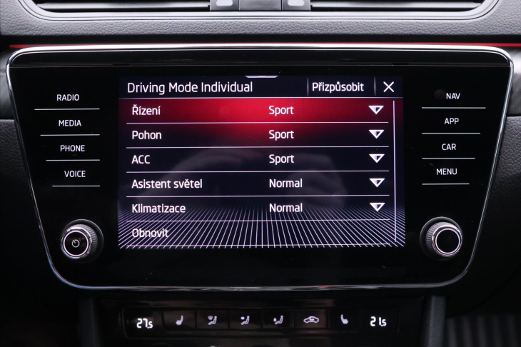 Škoda Superb 2,0 TDI DSG Sportline LED DPH