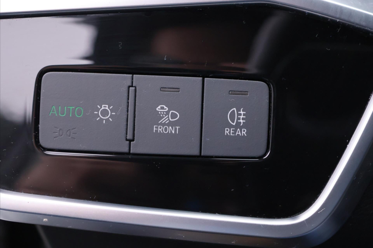 Audi A6 2,0 45 TFSI 180kW S tronic DPH