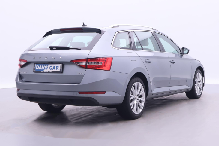 Škoda Superb 2,0 TDI DSG 4x4 CZ Style DPH