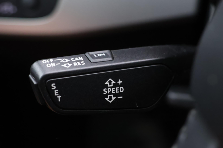 Audi A4 Avant 2,0 TDI 110kW Stronic LED