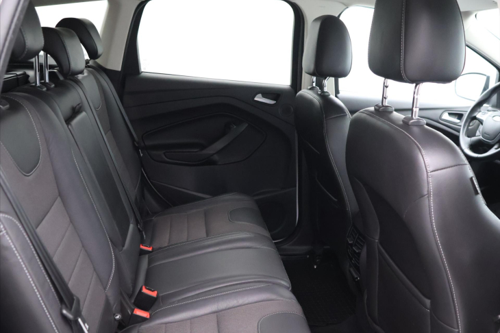 Ford Kuga 2,0 TDCI 132KW TITANIUM Tažné