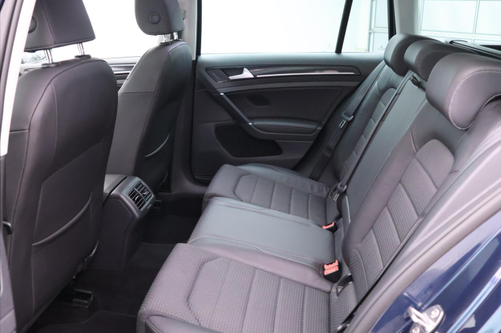 Volkswagen Golf 1,4 TSI Highline Xenon Panorama