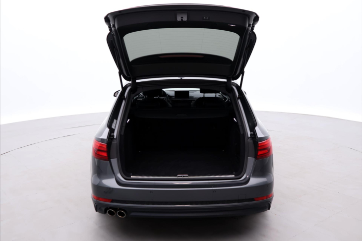 Audi A4 3,0 TDI 200kW quattro Navi