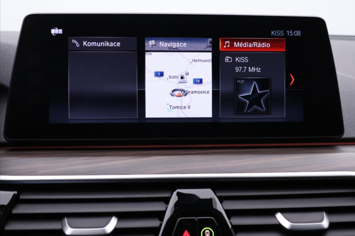 BMW Řada 5 2,0 520d xDrive 140kW