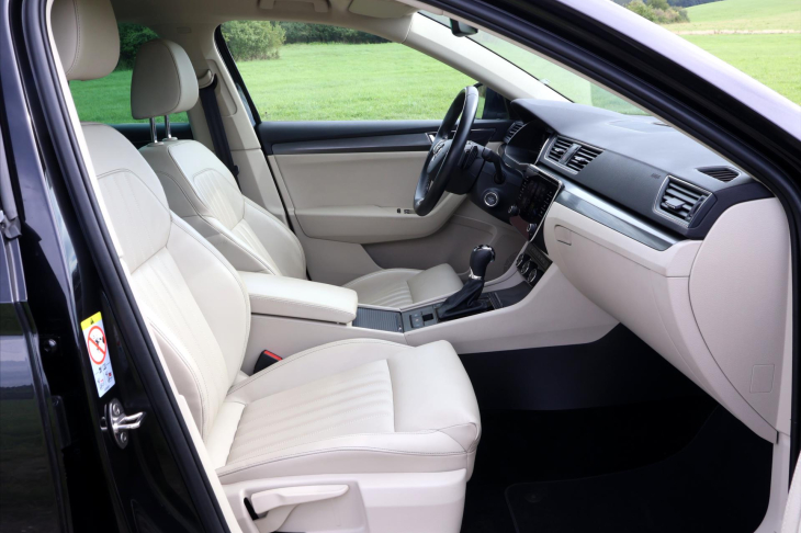 Škoda Superb 2,0 TDI 147kW DSG Style 4x4 CZ