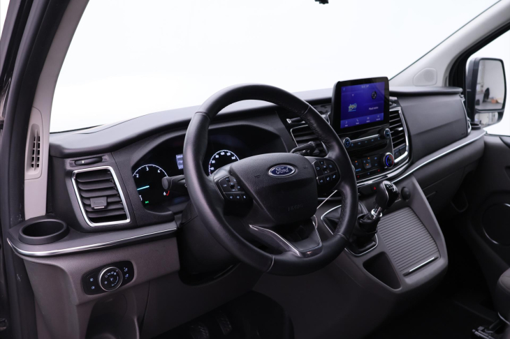 Ford Tourneo Custom 2,0 mHEV Titanium 8-Míst CZ