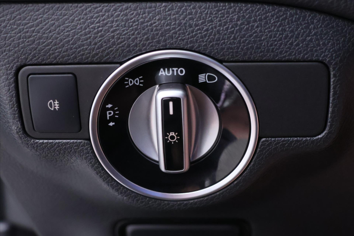 Mercedes-Benz CLA 2,0 45 AMG 280kW 4Matic