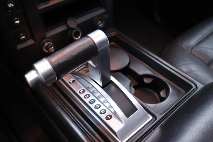 Hummer H2 6,0 i 237kW Automat 4x4 Kůže