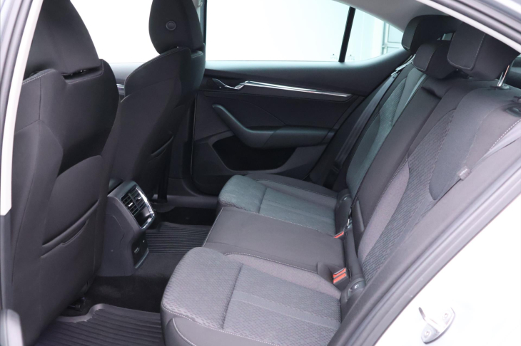 Škoda Octavia 2,0 TDI 110kW DSG Style 4x4