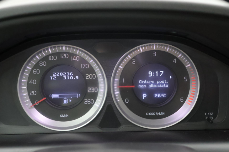 Volvo XC60 2,4 D3 120kW Momentum AWD AUT