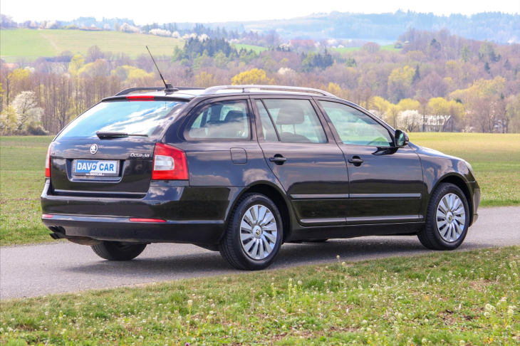Škoda Octavia 2,0 TDI 103kW Klima Navi STK