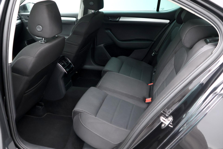 Škoda Superb 1,6 TDI 88kW DSG Aut.klima