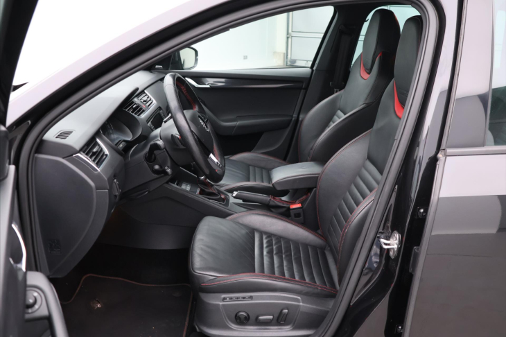 Škoda Octavia 2,0 TSI 162kW DSG Challenge