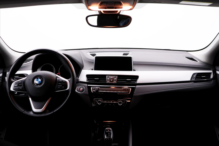 BMW X2 1,5 18i 100kW sDrive CZ