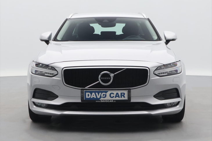 Volvo V90 2,0 T5 184kW Momentum CZ DPH