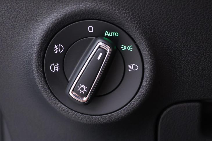 Škoda Karoq 1,5 TSI 110kW Style DSG DPH