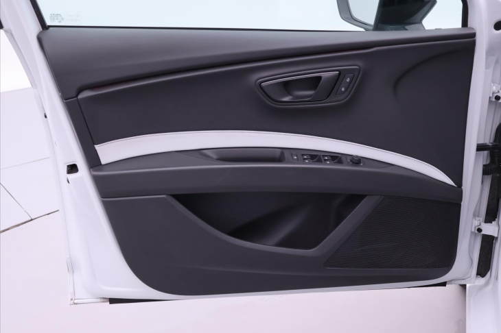 Seat Leon 2,0 TSI DSG Cupra 206kW LED CZ