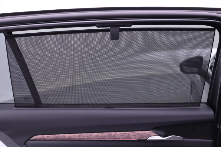 Škoda Superb 2,0 TDI DSG Laurin&Klement DPH