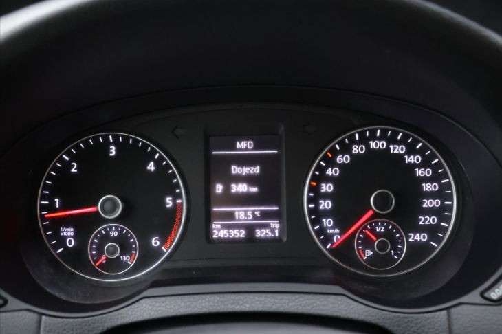 Volkswagen Sharan 2,0 TDI 100kW Highline Navi