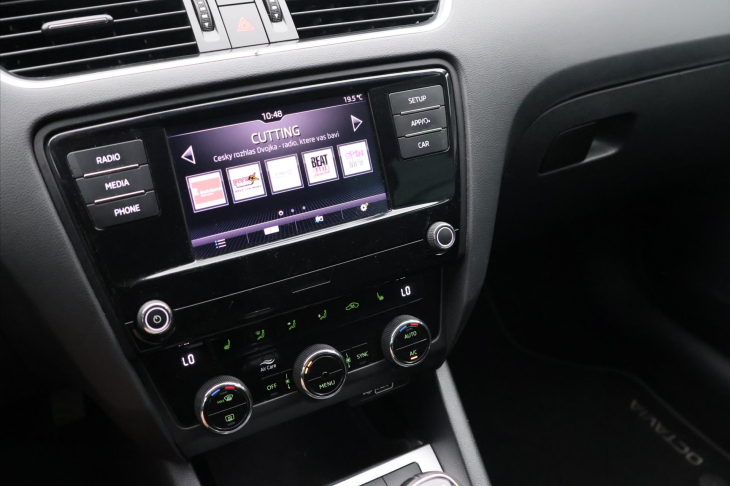 Škoda Octavia 1,6 TDI 85kW Ambition Tažné