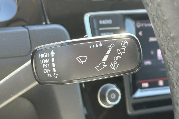Volkswagen Golf 1,4 TSI 90kW DSG Highline Xenon