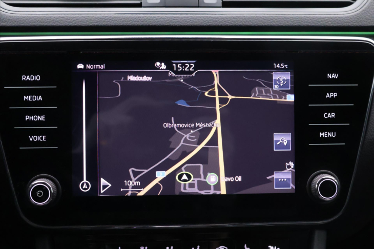 Škoda Superb 2,0 TDI DSG 4x4 Sportline DPH