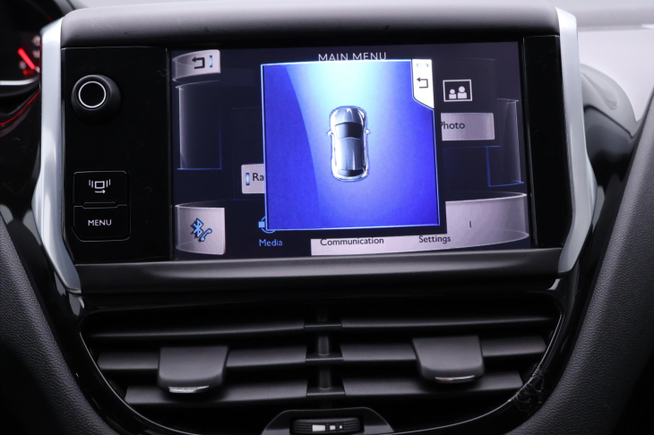 Peugeot 208 1,2 PT 60kW CZ Active Klima CZ