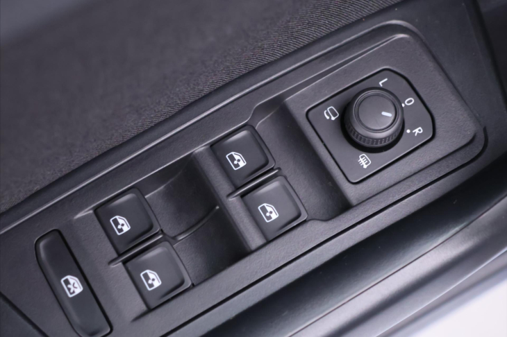 Volkswagen T-Roc 1,0 TSI 81kW Life CZ 1.Majitel