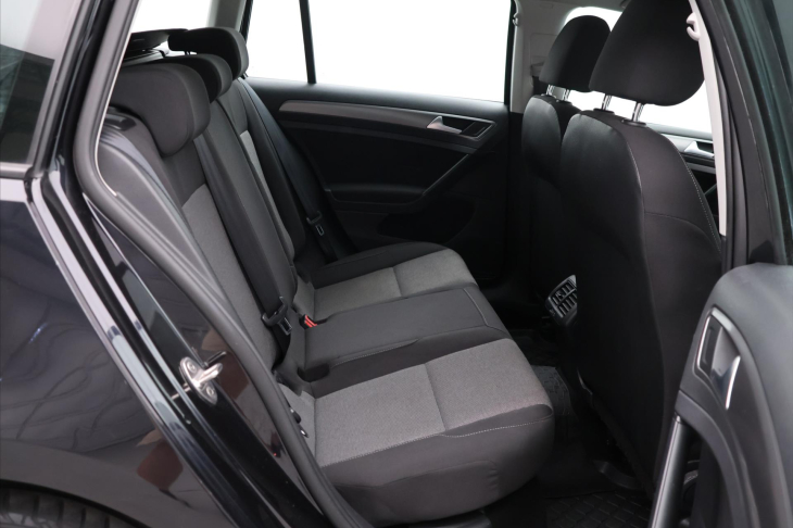 Volkswagen Golf Variant 1,6 TDI 77kW Aut.klima Navi