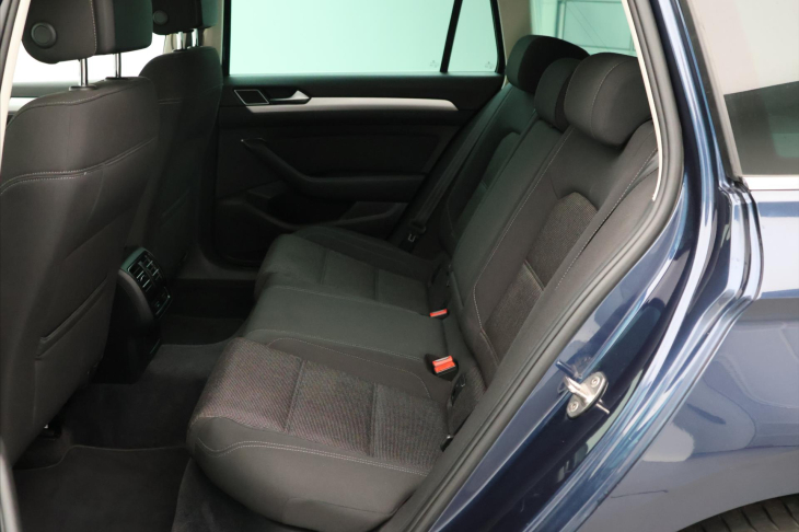 Volkswagen Passat 2.0 TDI 110kW Comfortline