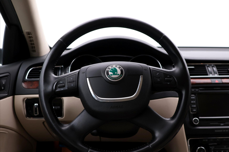 Škoda Superb 2,0 TDI 4x4 DSG Exclusive Kůže