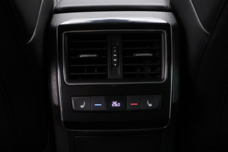 Škoda Superb 2,0 TSI 200kW DSG 4x4 L&K DPH CZ